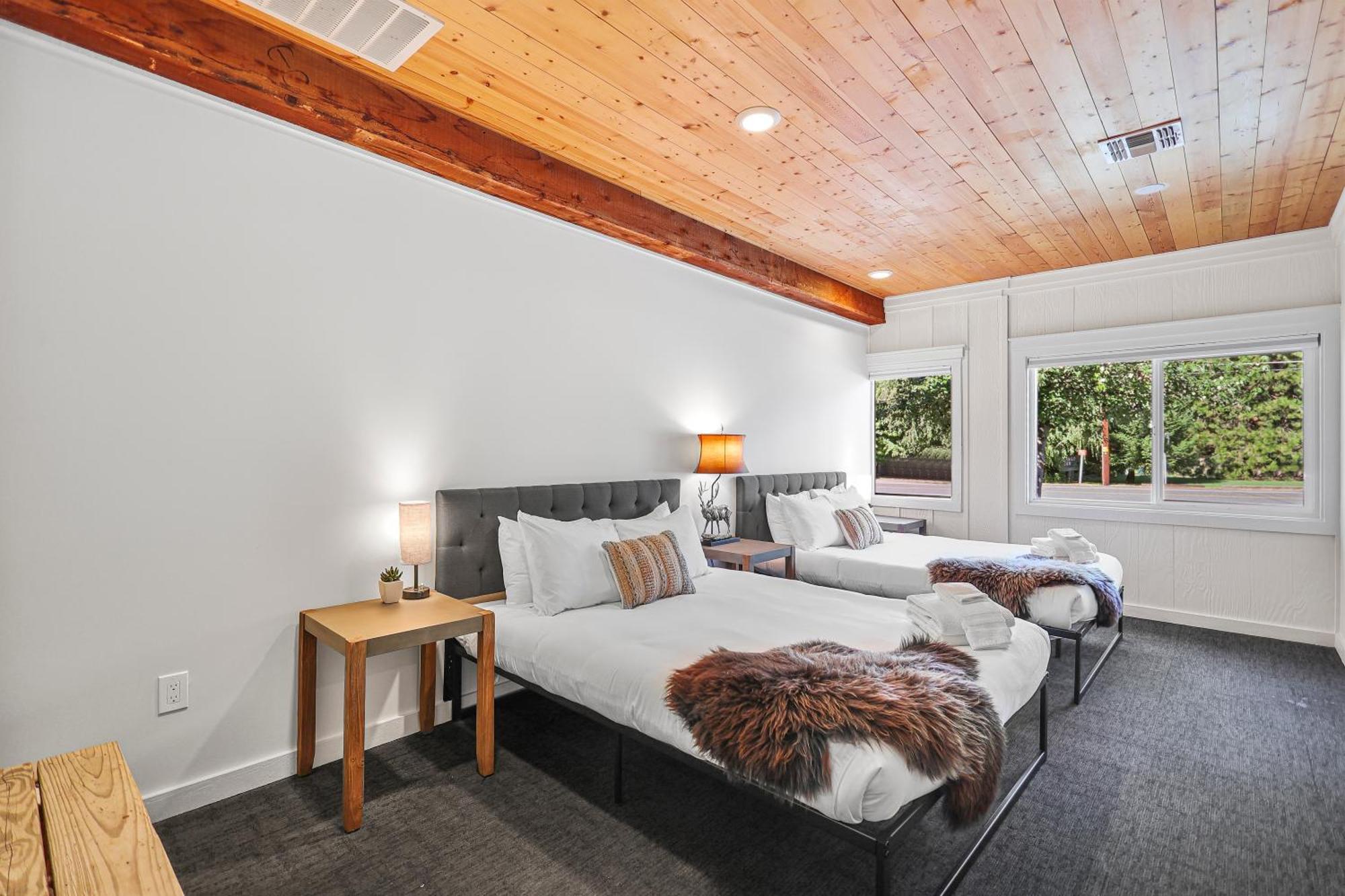 Shasta View Lodge McCloud ภายนอก รูปภาพ