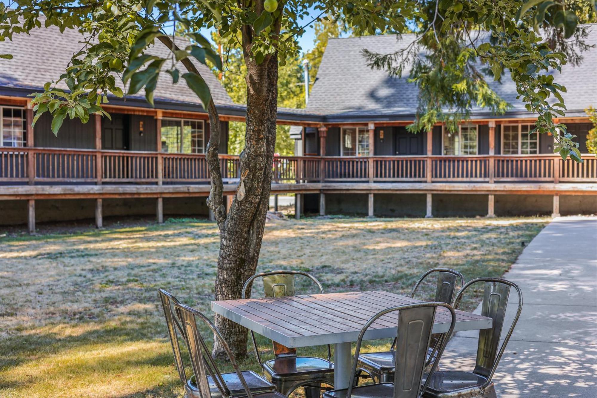 Shasta View Lodge McCloud ภายนอก รูปภาพ