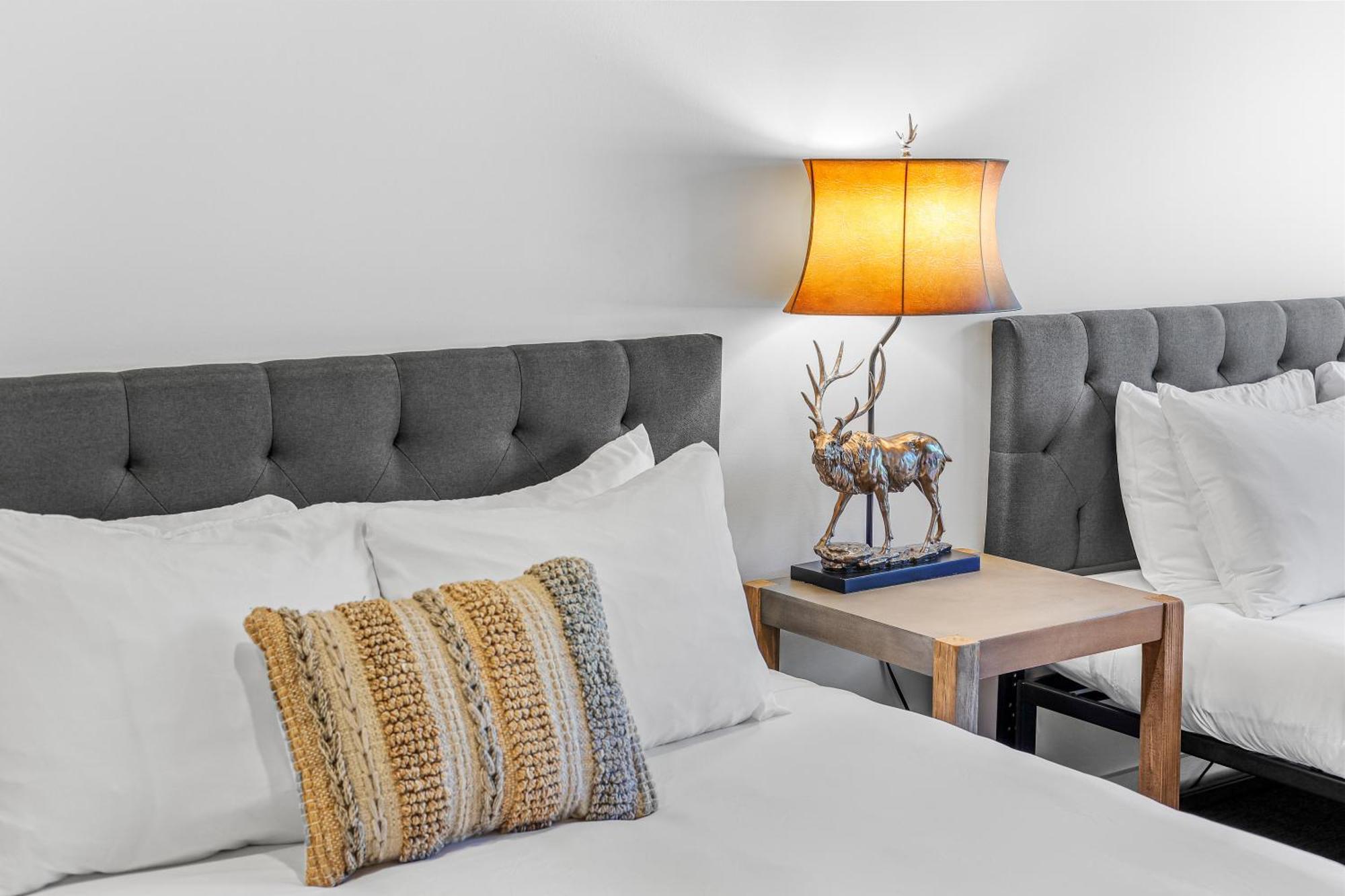 Shasta View Lodge McCloud ภายนอก รูปภาพ