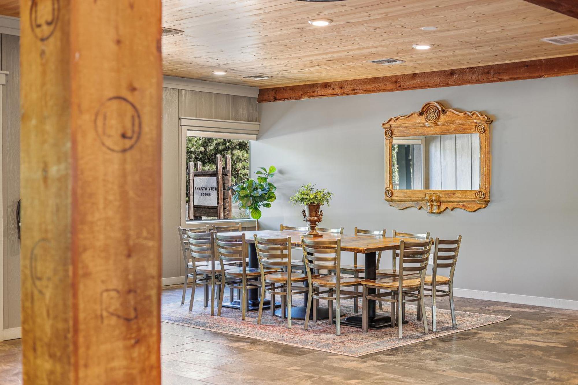 Shasta View Lodge McCloud ภายนอก รูปภาพ