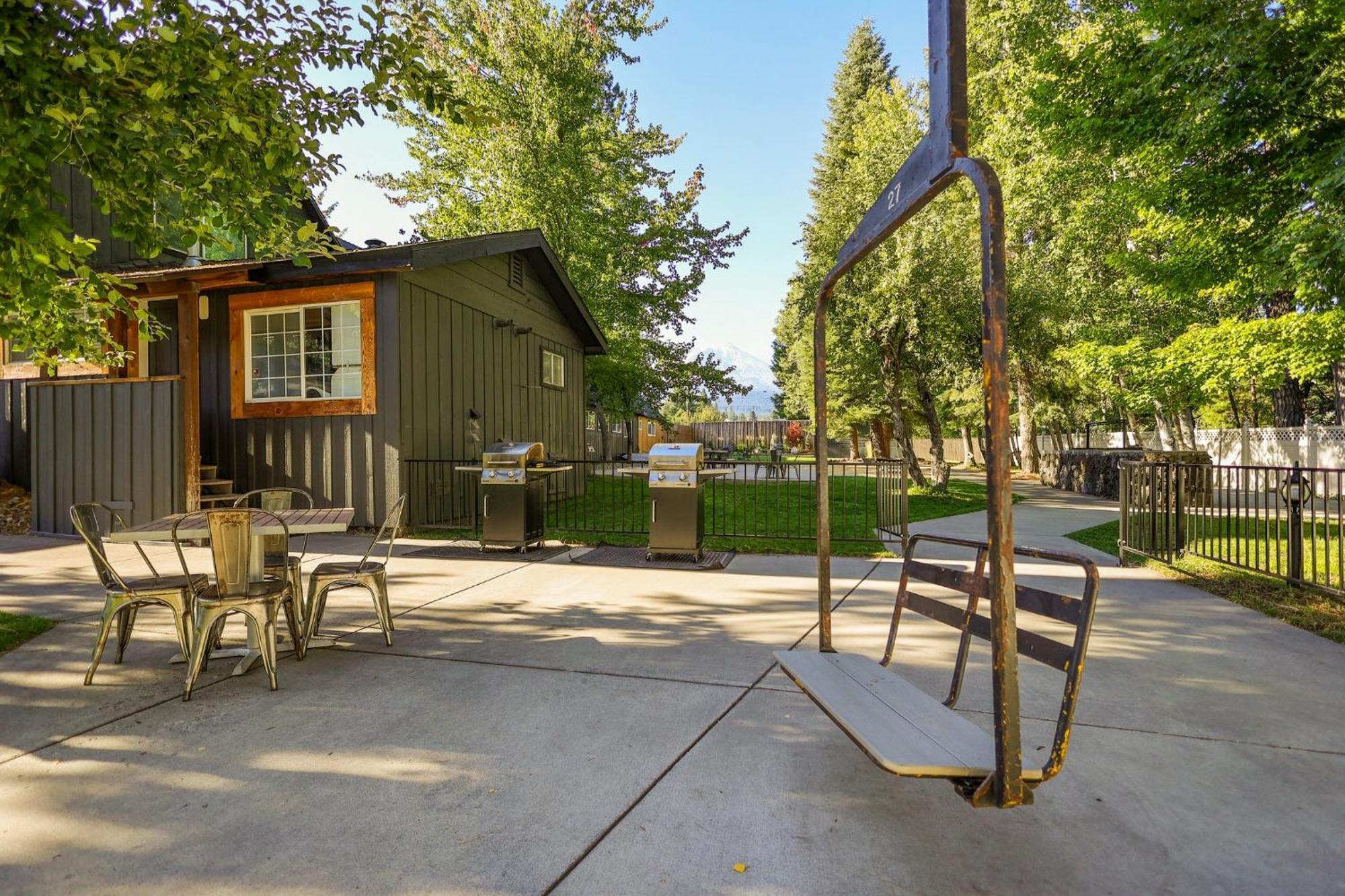 Shasta View Lodge McCloud ภายนอก รูปภาพ